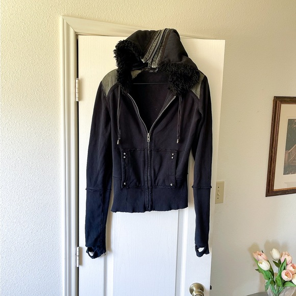 Lip Service Jackets & Blazers - Lip Service Zero Visibility Fur Trim Hoodie Gothic Punk Black Small GUC